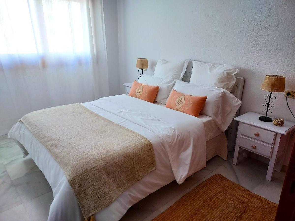 Beachfront Primera Linea De Playa En Casco Antiguo Estepona Eksteriør bilde